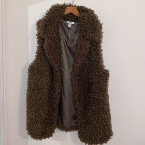 Renvy re envy green Sherpa fuzzy oversized vest